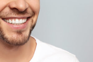 Pasos para mantener los dientes blancos